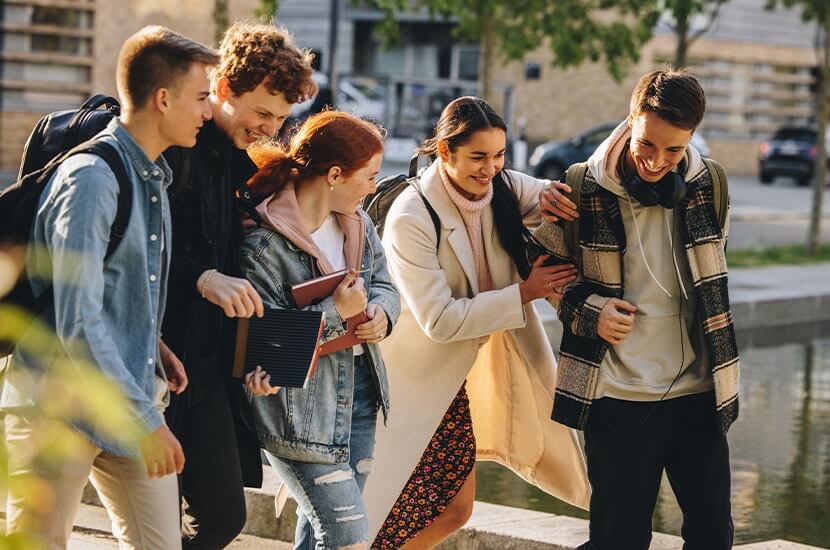 Estudiar la preparatoria en UVM te permite vivir experiencias académicas universitarias.